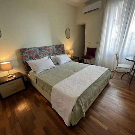 Al Castello Apartamento Catânia Exterior foto